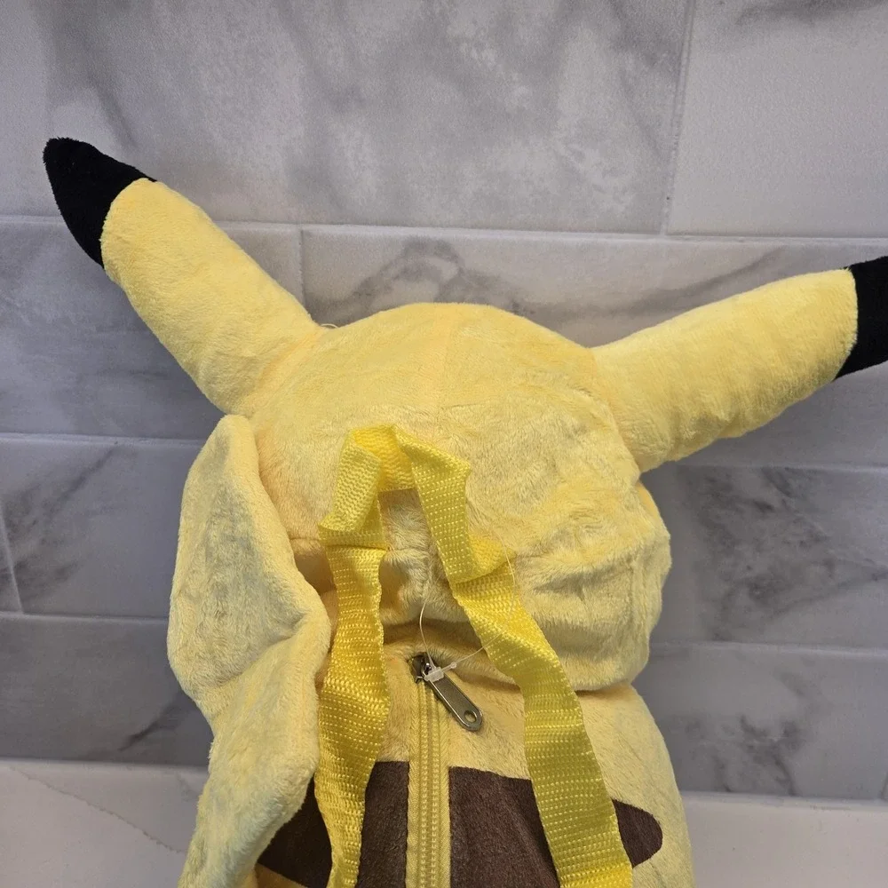 Vintage Pokémon‎ Pikachu Backpack 2011
